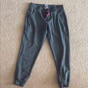 Figs scrub bonsai color women joggers size medium
